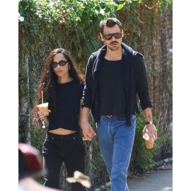 Harry Styles and Zoë Kravitz are officially engaged! ????⁠⁠Kravitz’s ring is already emerg